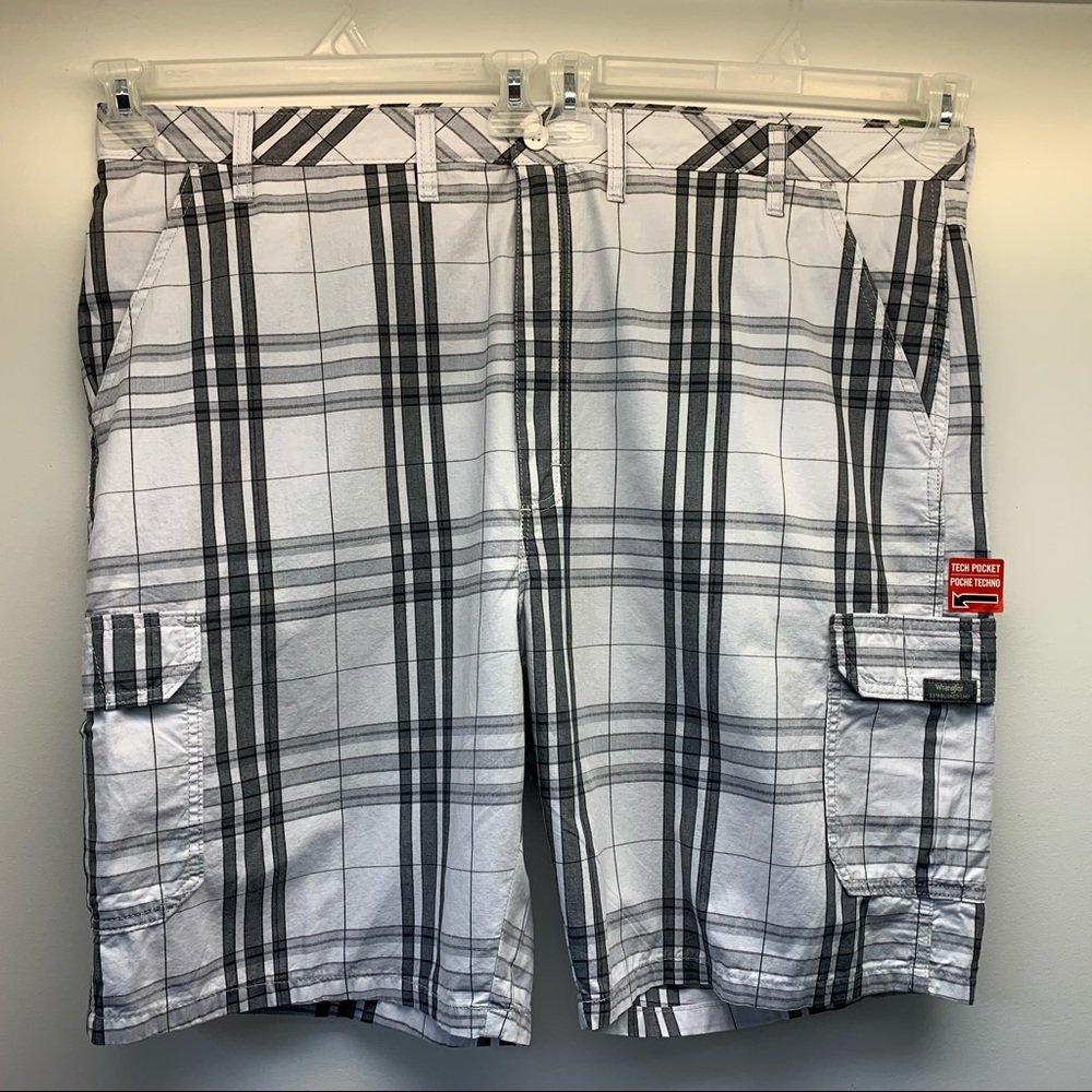 Men’s Wrangler Cargo Shorts NEW